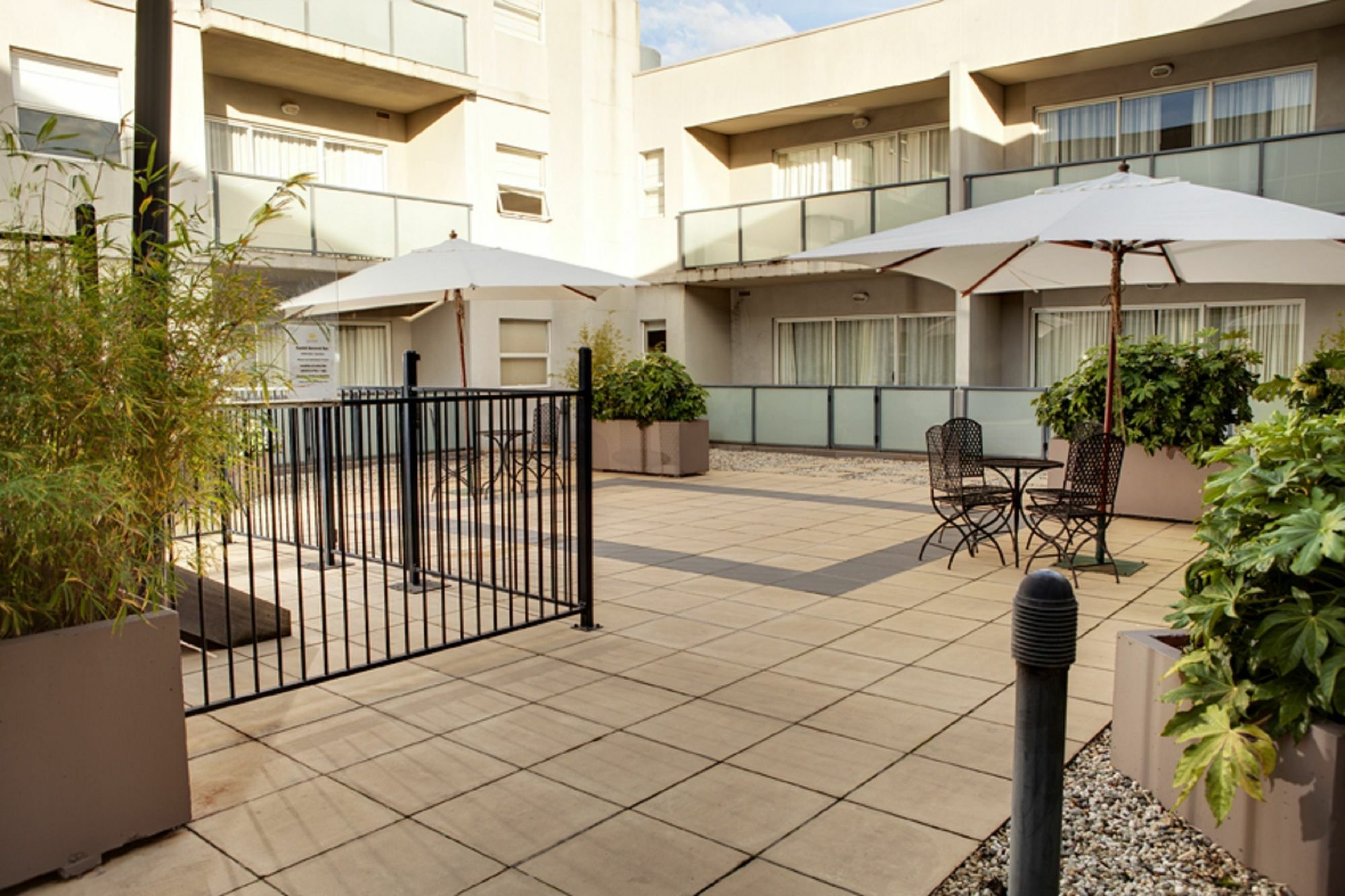 Punthill Burwood Aparthotel Exterior photo